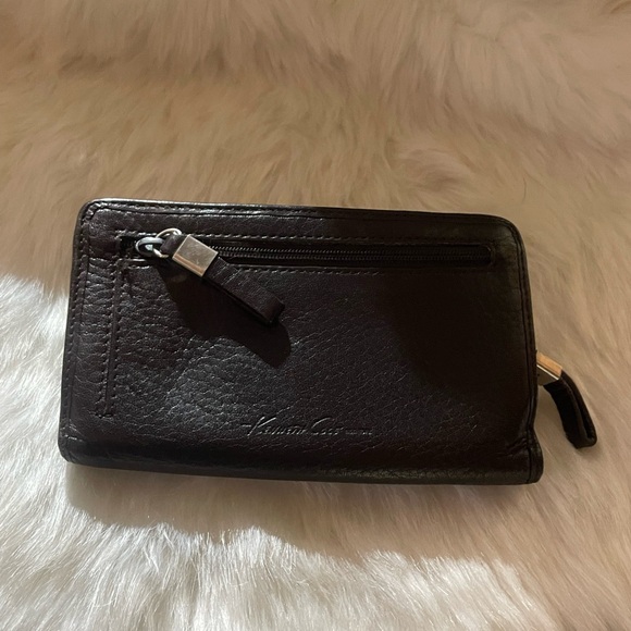Kenneth Cole leather wallet - Picture 4 of 14